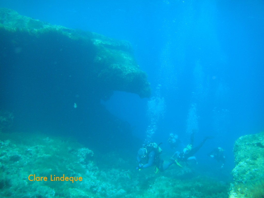 Divers below us at Cirkewwa